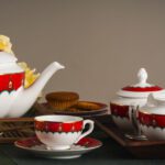 Chairos Amaryllis tea set